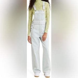 Levi’s Women’s Utility Loose Overall